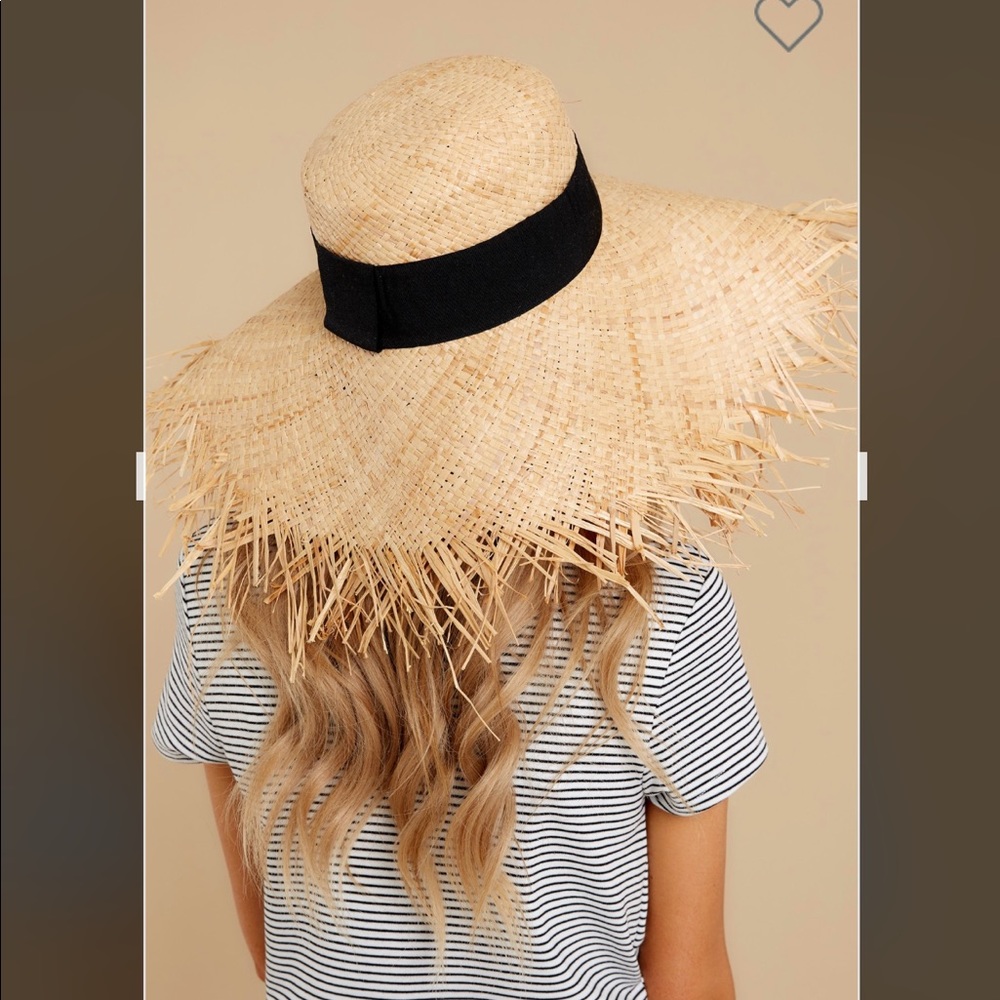 Beach Hat 🌴 - Picture 6 of 7